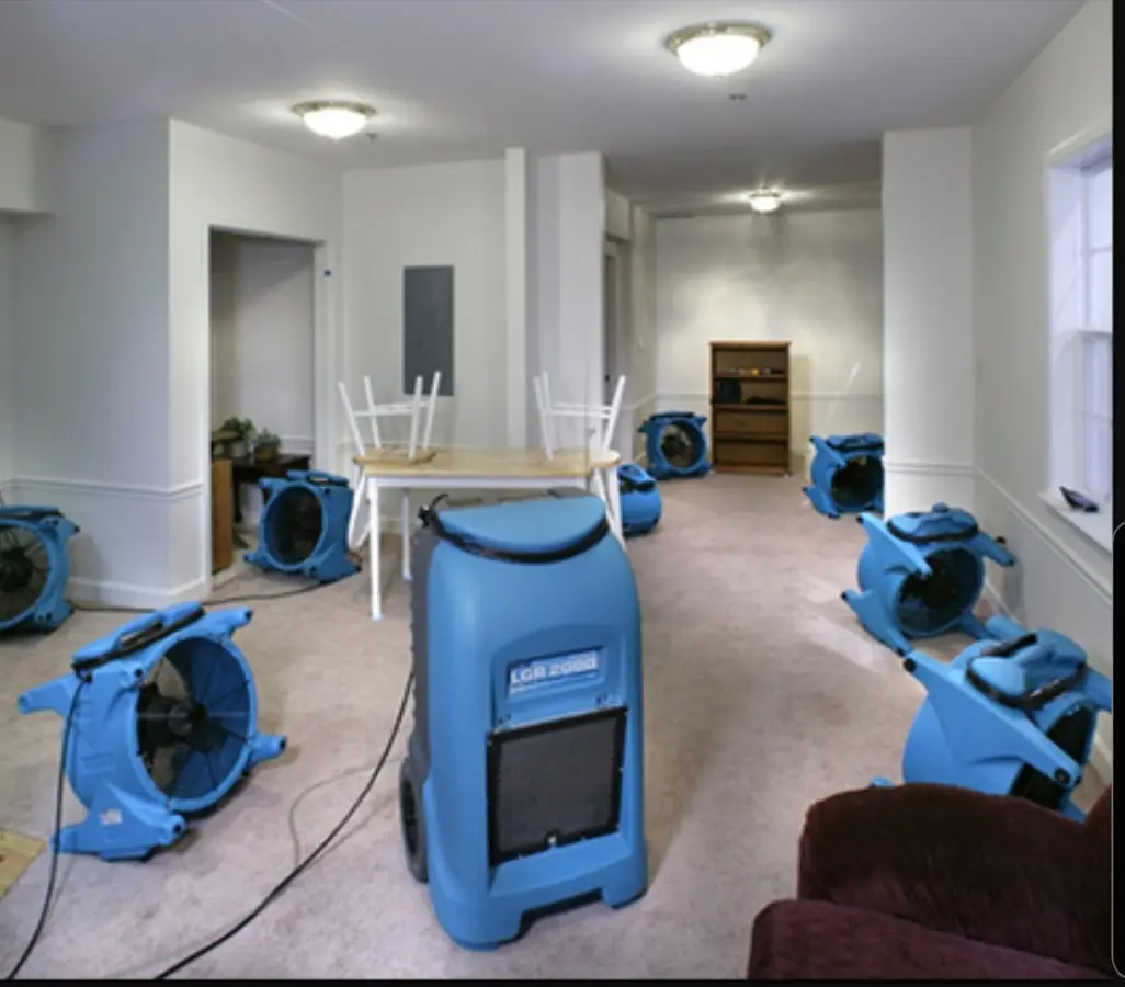 Air movers and dehumidifier setup for Water Extraction & Removal in Kearney